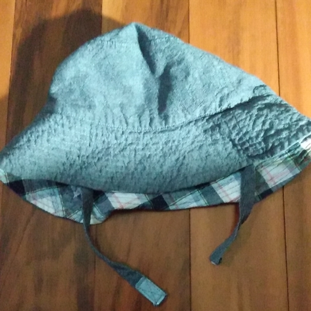 2 Toddler Boys 12-18 Months Sun Hats/Bucket Hats Lot, I Play & First Impressions - Picture 10 of 12